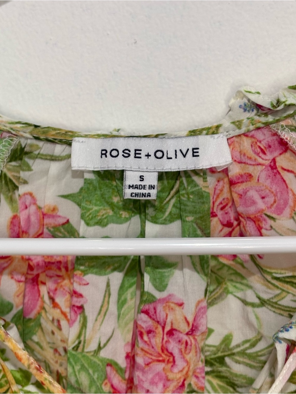 Rose + Olive Floral Blouse Top Small Boho Peasant Tassel Tie Neck Ruffle Sleeve - Picture 7 of 10
